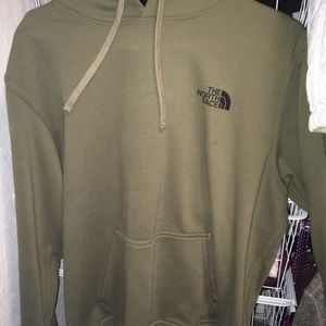 North face hoodie (warm af) Men’s M or women’s L